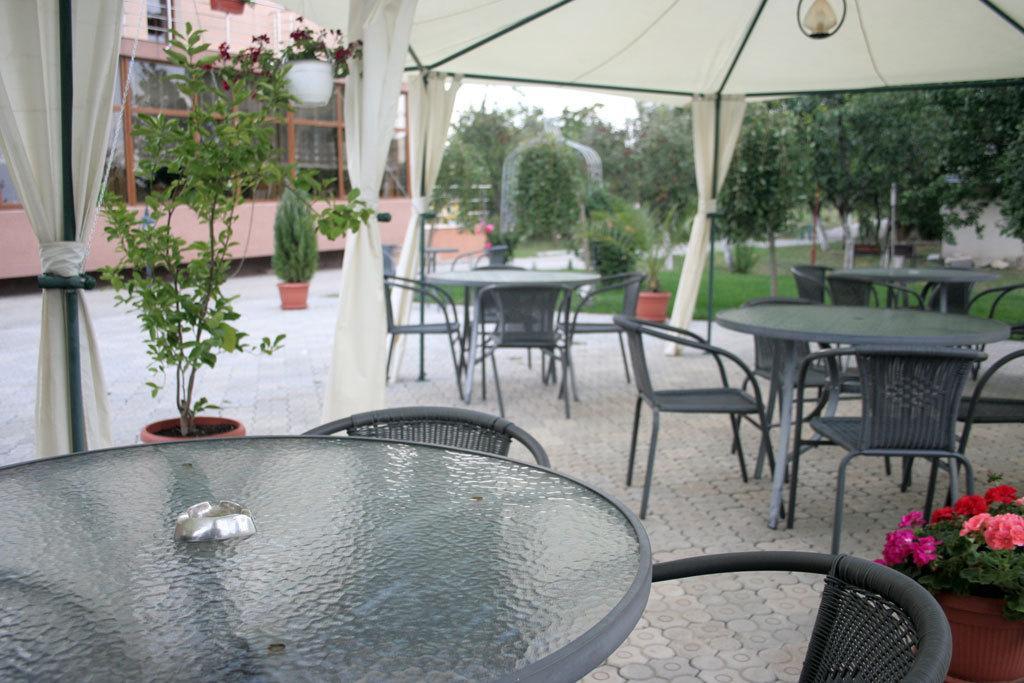 Pension Andronic Тимишоара Ресторант снимка